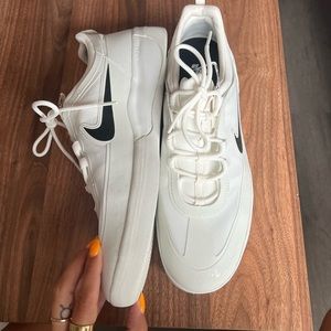 Men’s Nike SB Nyjah sneaker